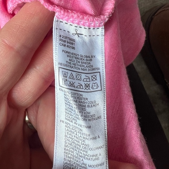 Bundle of 2 Women’s Pink and Coral Tops Size Large - Picture 6 of 6